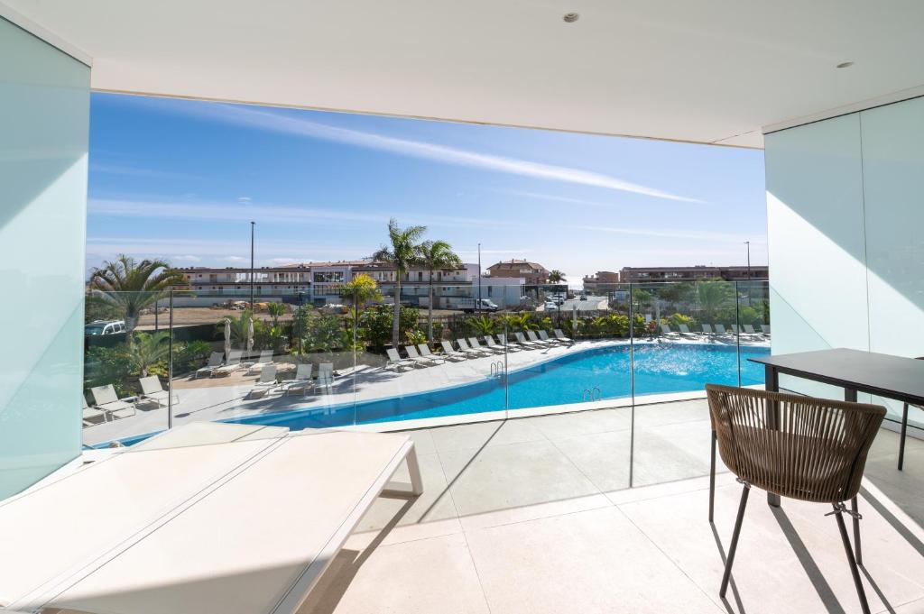 Apartamento planta baja piscina